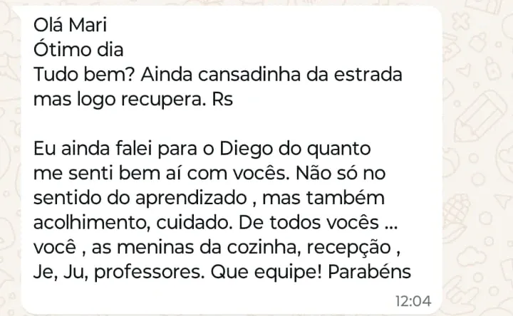 Print de WhatsApp com o depoimento de Amanda Feltrim sobre o curso Cervicoplastia